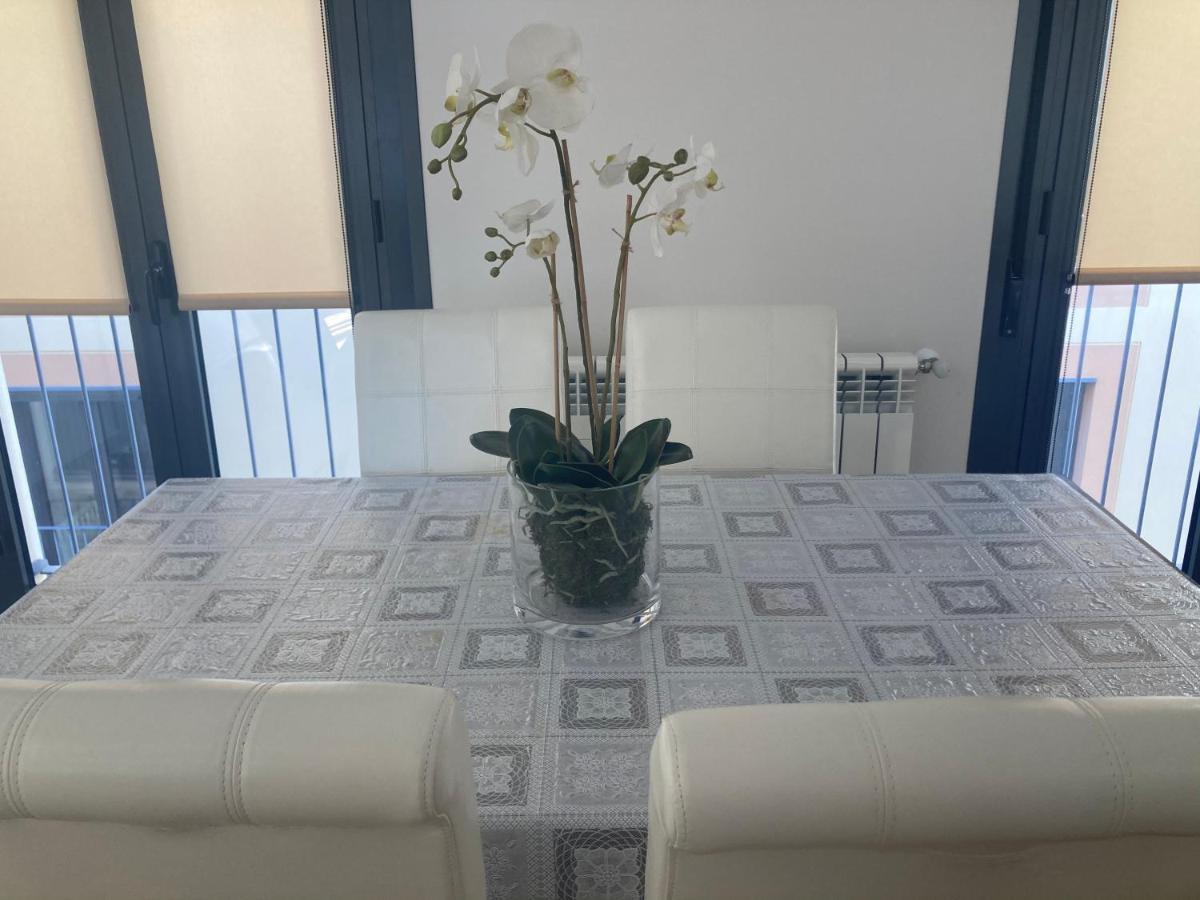 Modern & Cosy Apartment In Jaca Pyrenees Spain Экстерьер фото